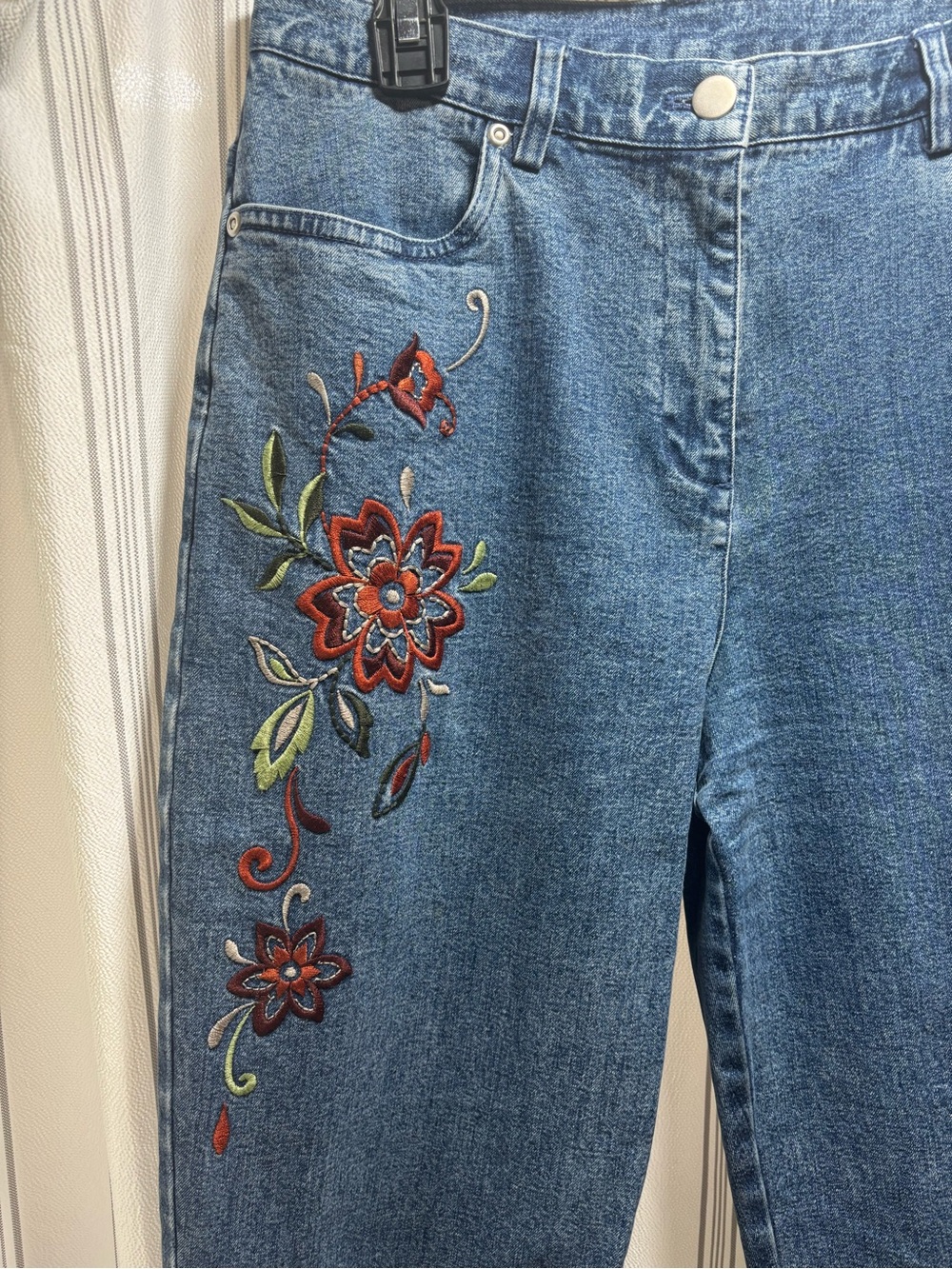 Vintage Embroidered Blue Women's Jeans with Red Floral Detail